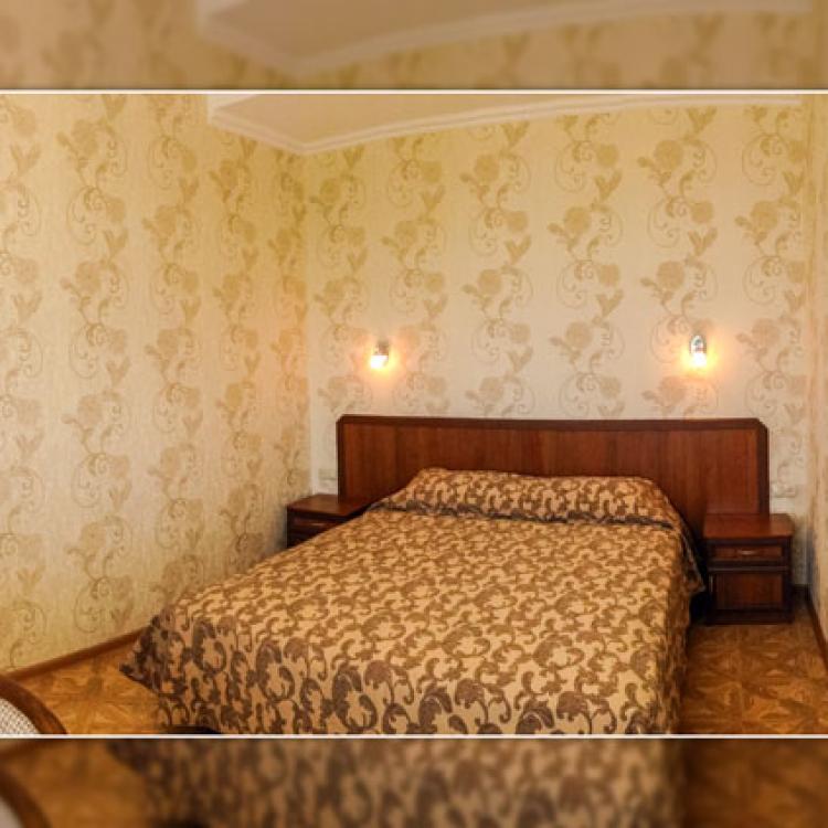 Спальные места в 2 местном, 2 комнатном, Люксе, Корпус 1 санатория Руно в Пятигорске 