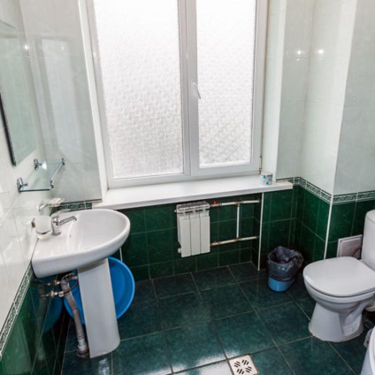 Ванная комната в 1 местном, 1 комнатном, Стандарте Соло, Корпус 2 санатория Руно в Пятигорске