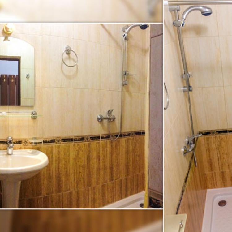 Ванная комната 2 местного, 1 комнатного, Стандарта, Корпус 1 санатория Руно в Пятигорске
